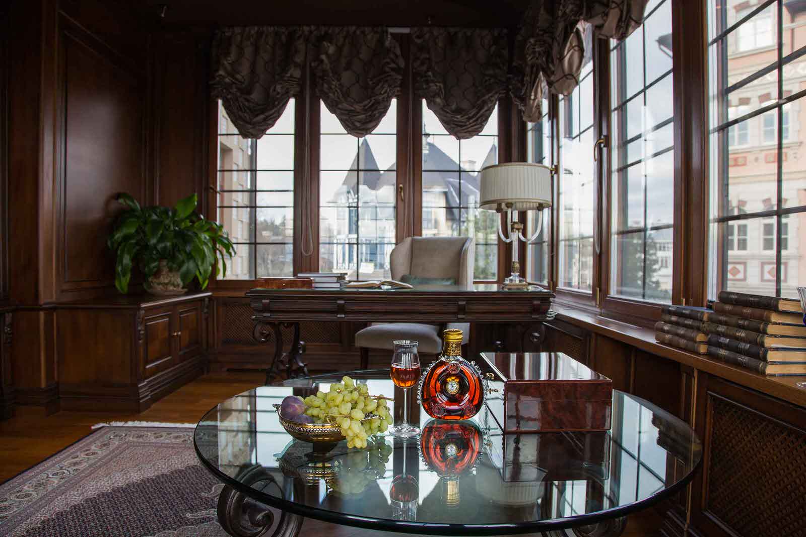 Четырехэтажный таунхаусв стиле американского ар-деко