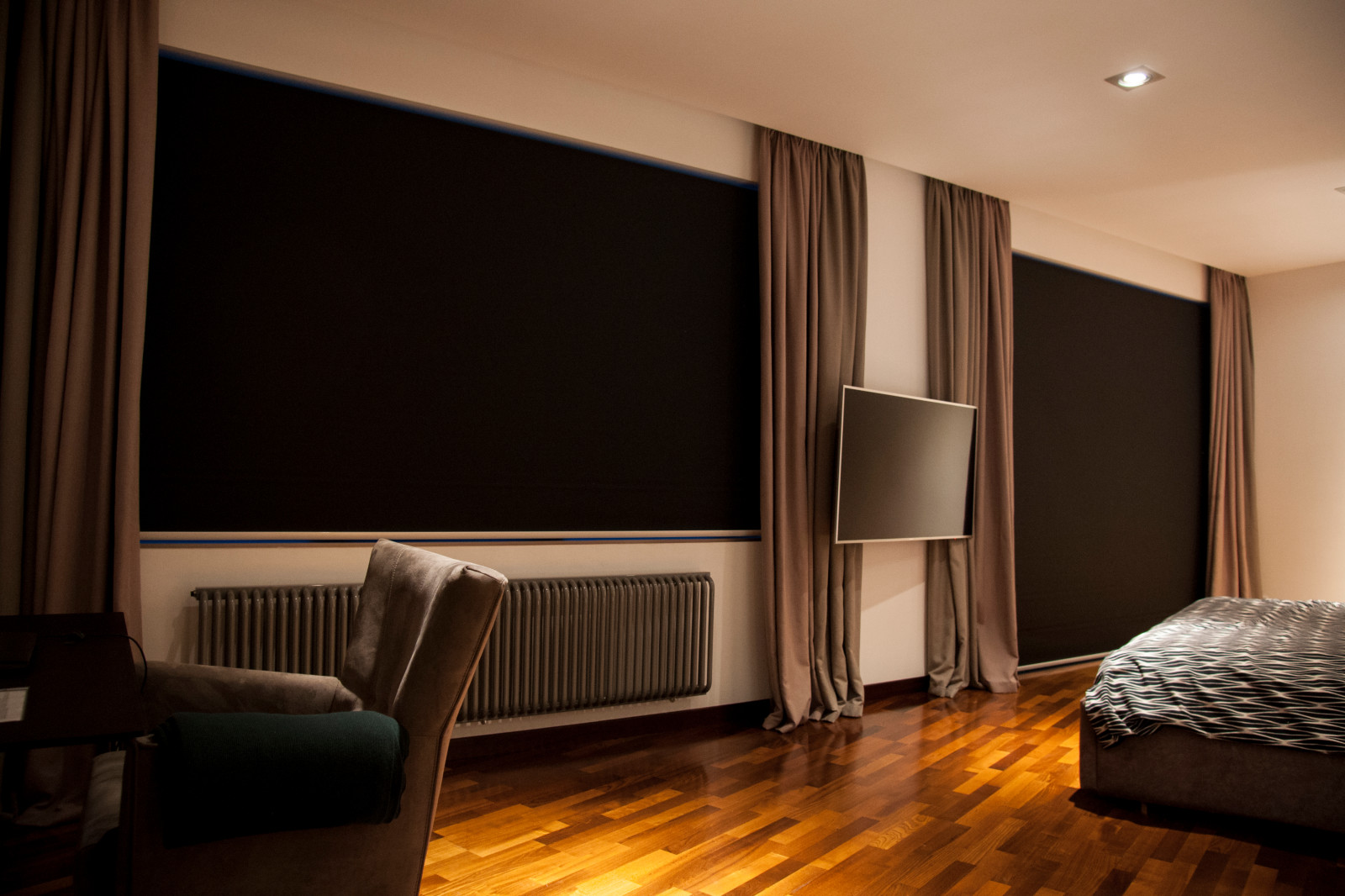 Ролл-шторы с электроприводом