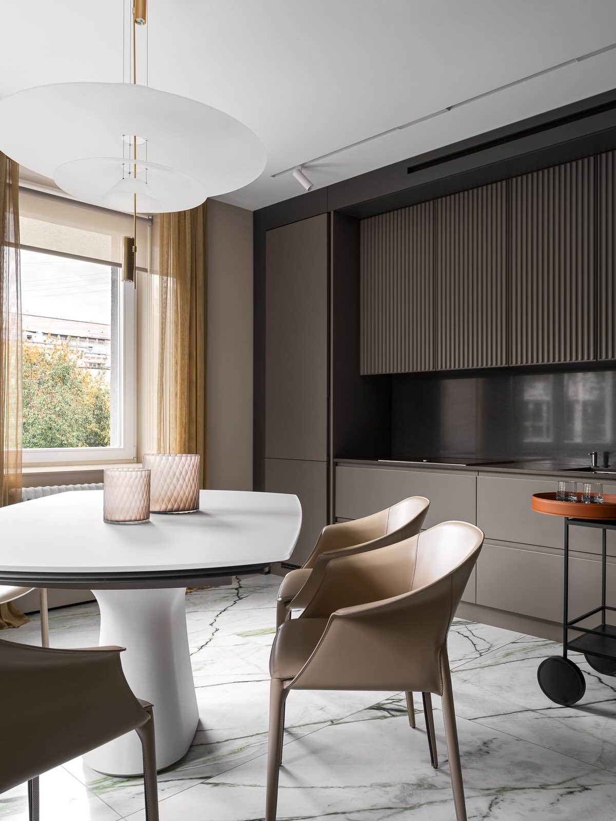 Дизайн квартиры в современном стиле.