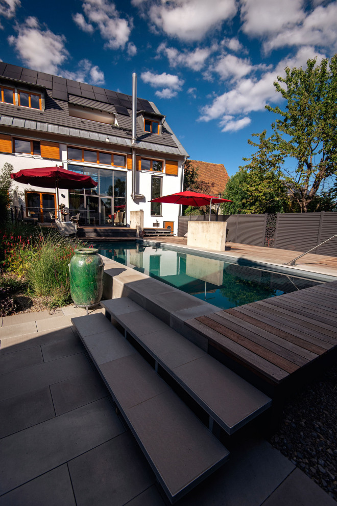 Design ideas for a contemporary pool in Frankfurt.