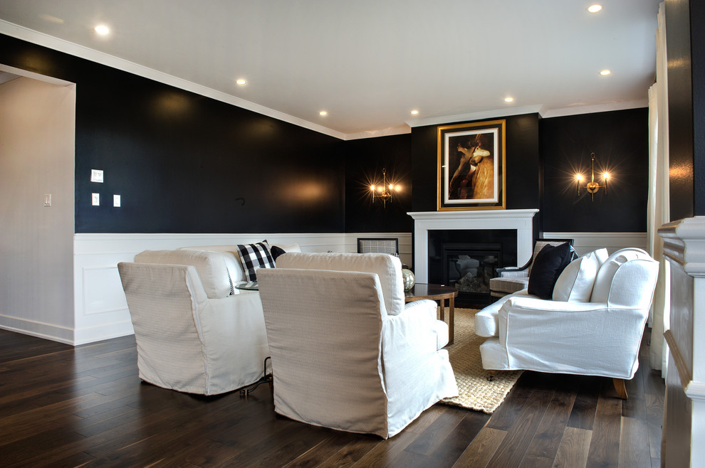 Inspiration for a transitional home design remodel in Toronto