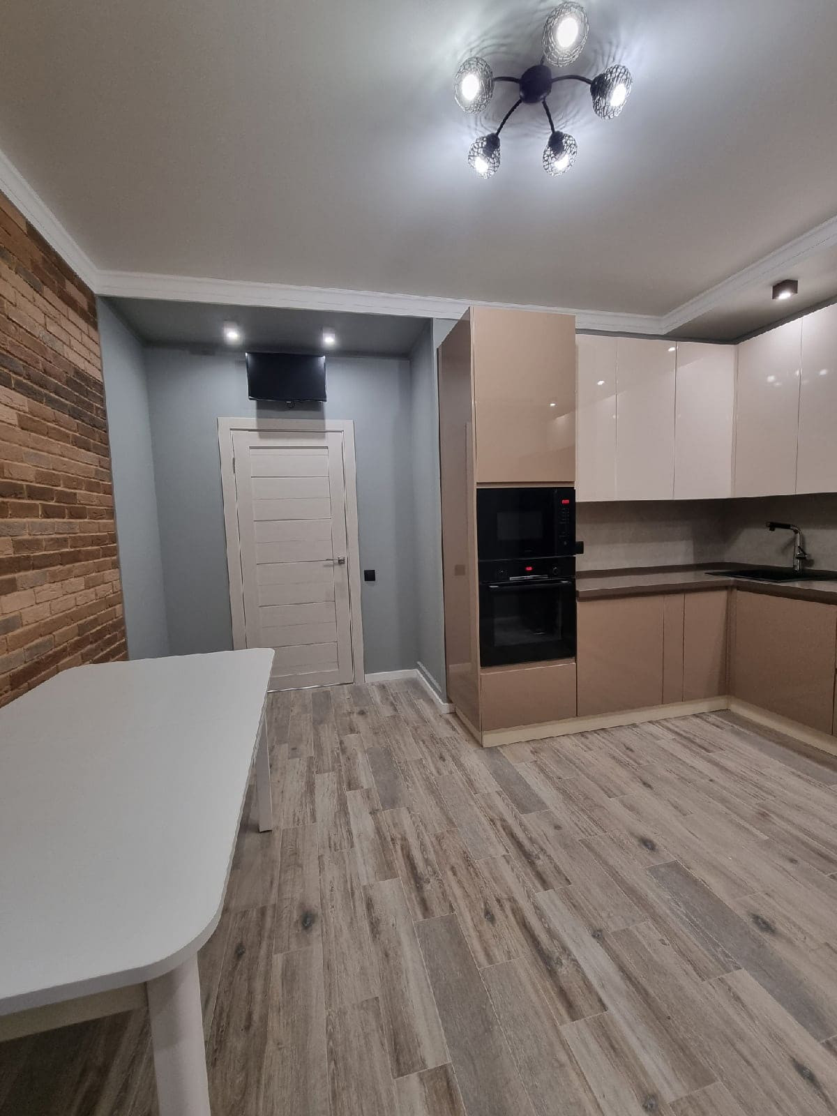 Ул. Красный маяк 111