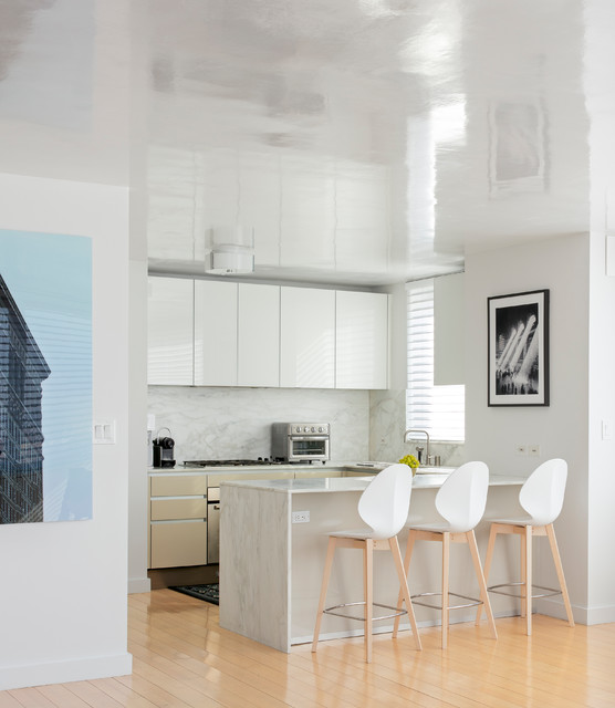 A Minimal Home Makeover contemporary-koek