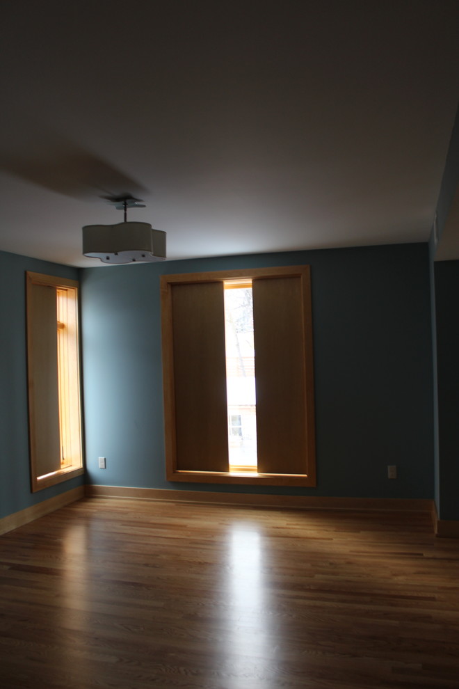 Example of a minimalist home design design in Minneapolis