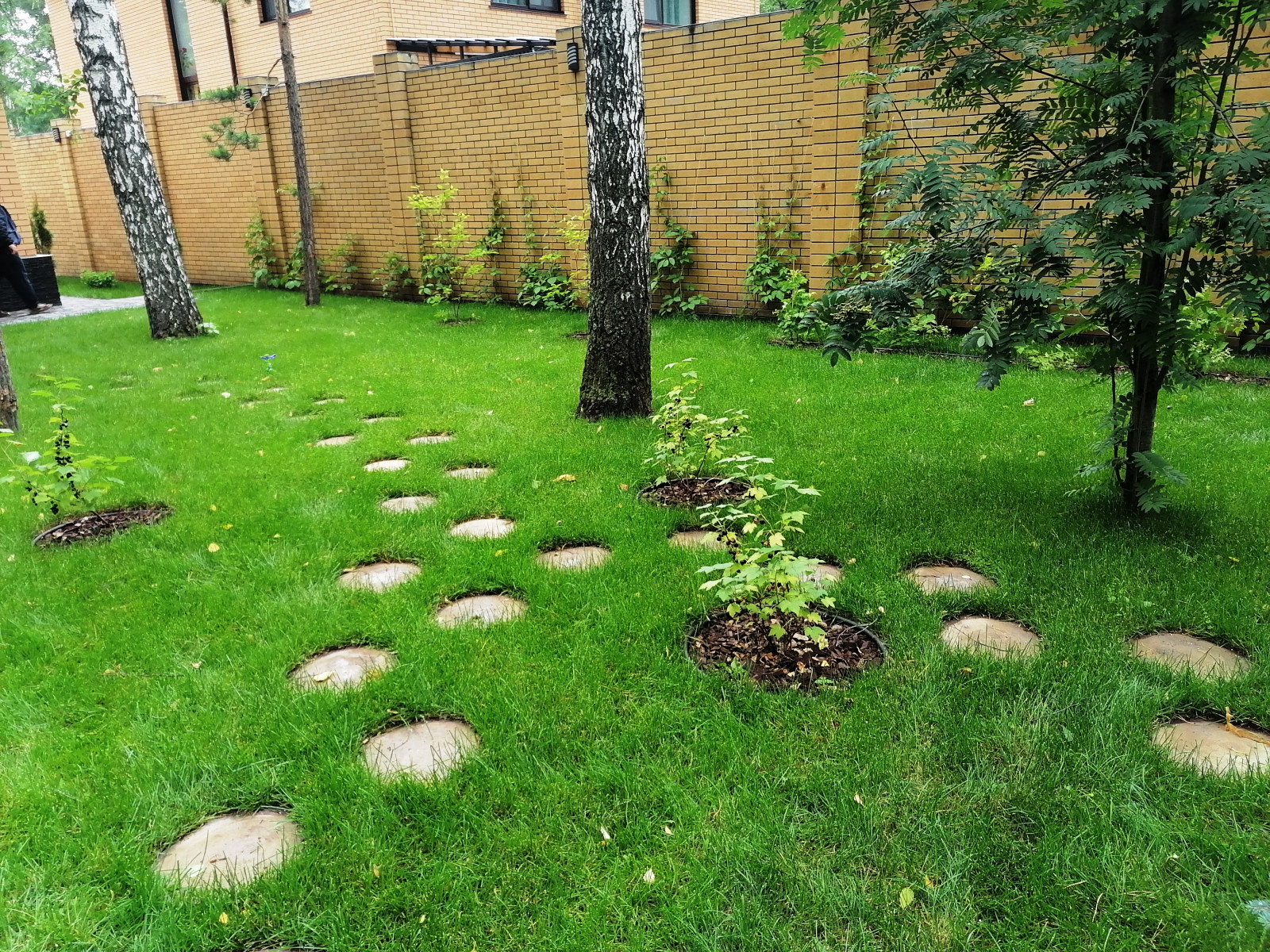 Ландшафтный дизайн в КП "Серебряный лес"