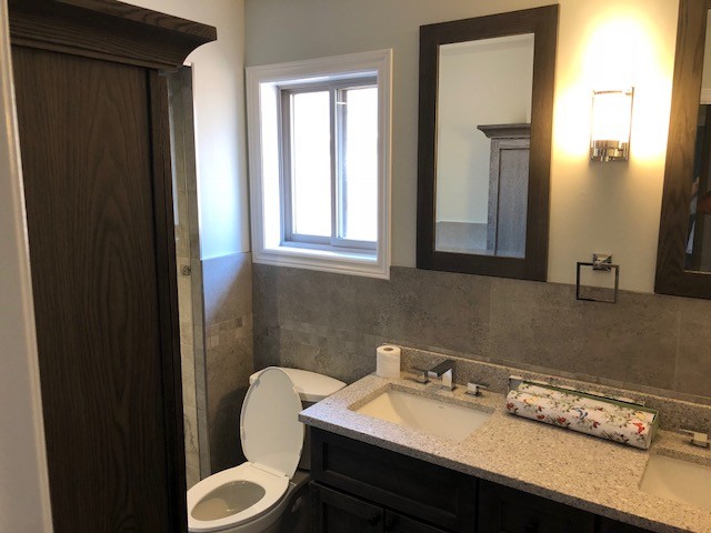 Major Bathroom Remodeling in 2 Oakville Bathrooms