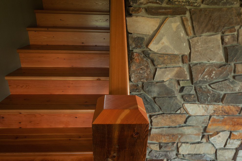 Staircase - mid-sized rustic wooden straight staircase idea with wooden risers