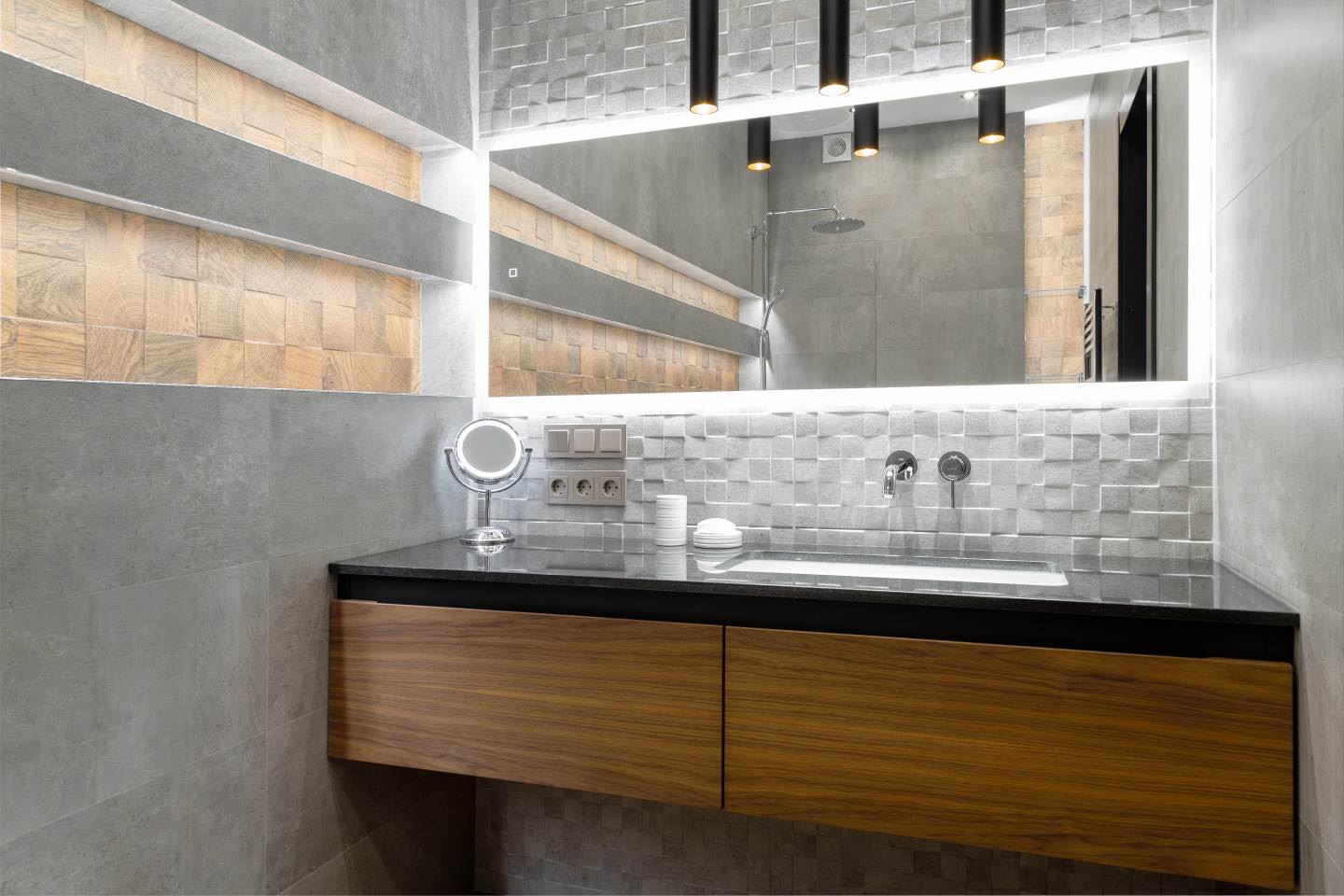 Тихвинская, 39