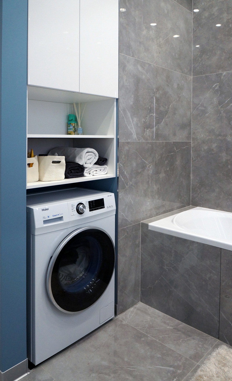 Реализация проекта *Гармония в серых оттенках*