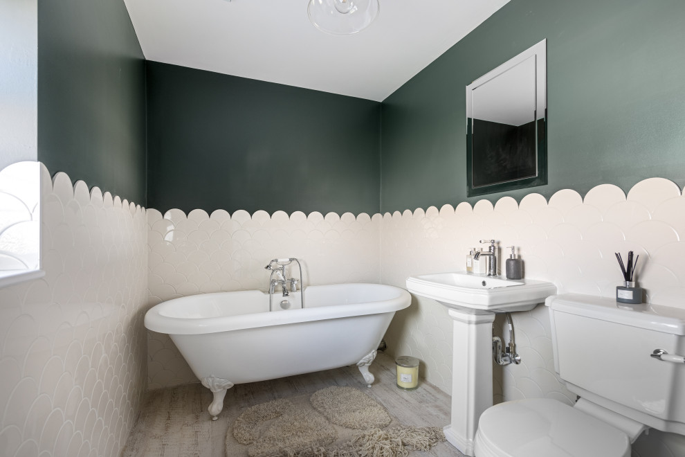 Wyncham Avenue Bathrooms