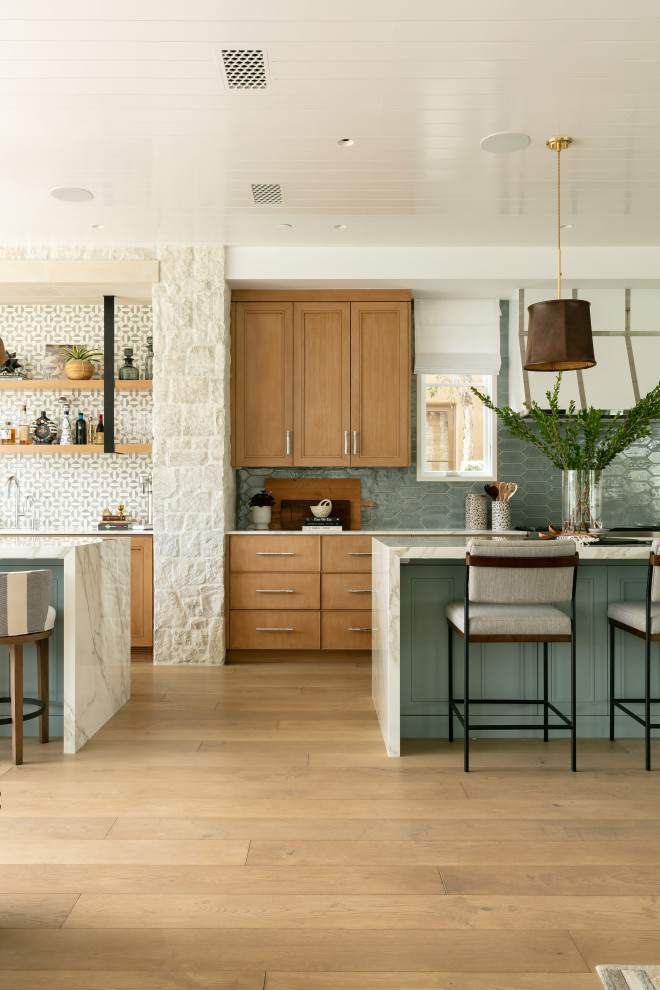 Inspiration for a transitional home design remodel in Orange County