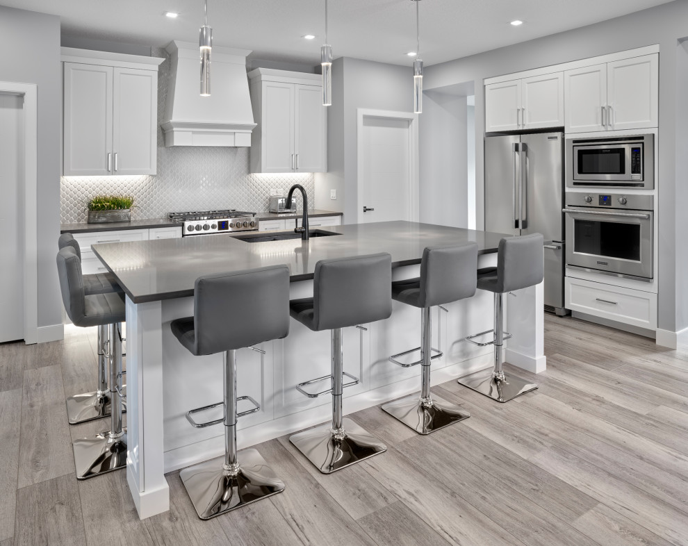 Inspiration for a transitional kitchen remodel in Edmonton