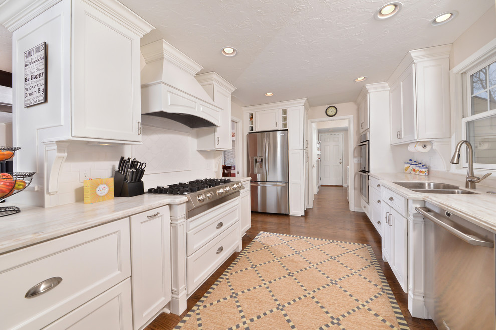 Transitional kitchen photo in Cleveland
