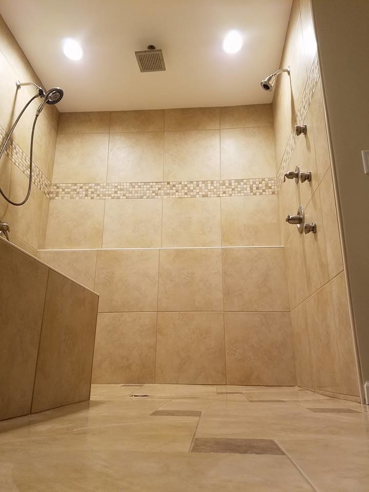 Transitional beige tile and ceramic tile ceramic tile and beige floor wet room photo with beige walls