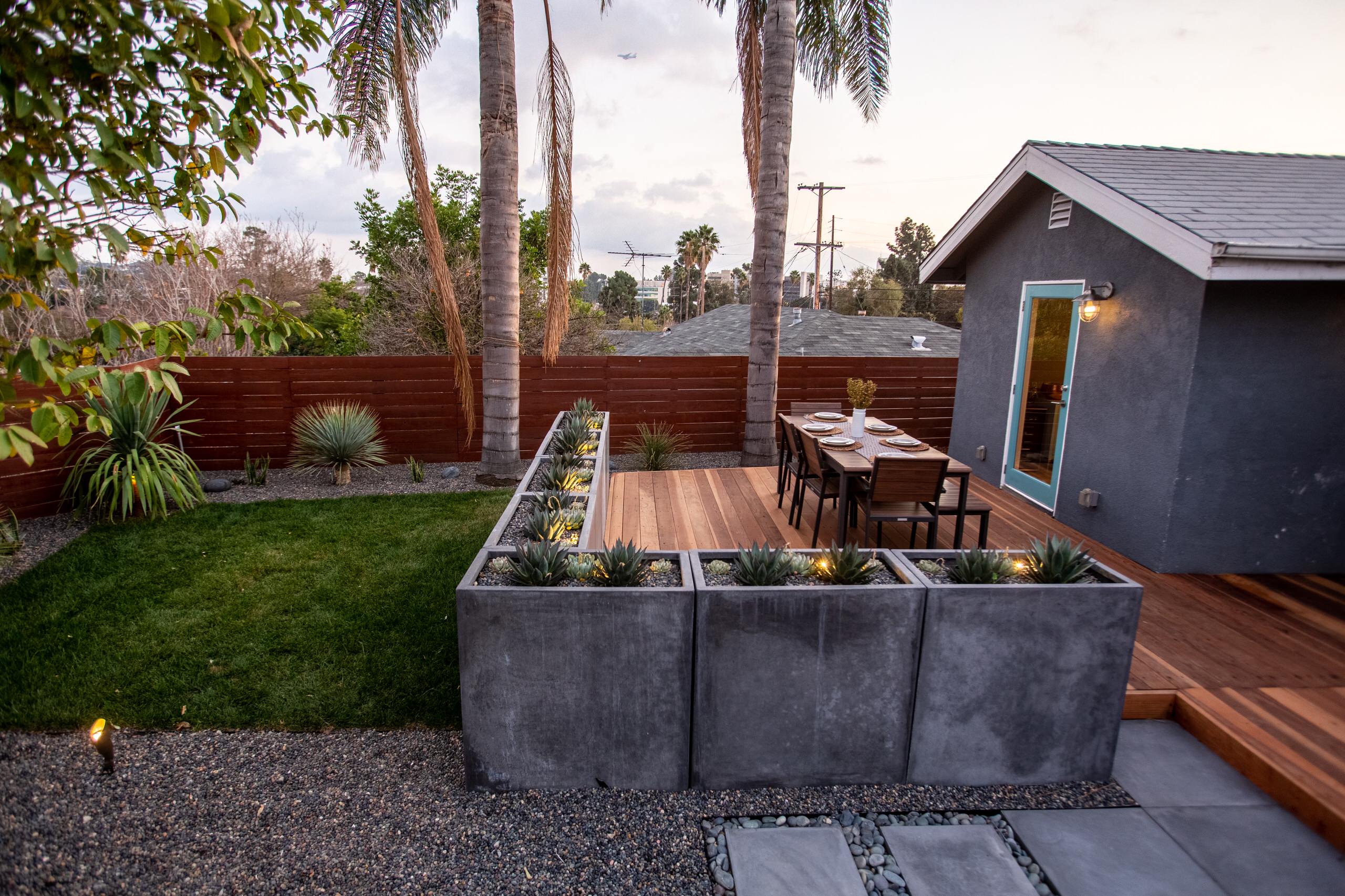 Outdoor Dining and Entertaining Space
