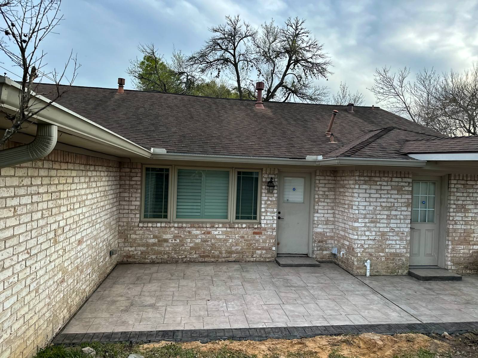 New driveway with sidewalks and stamped concrete!