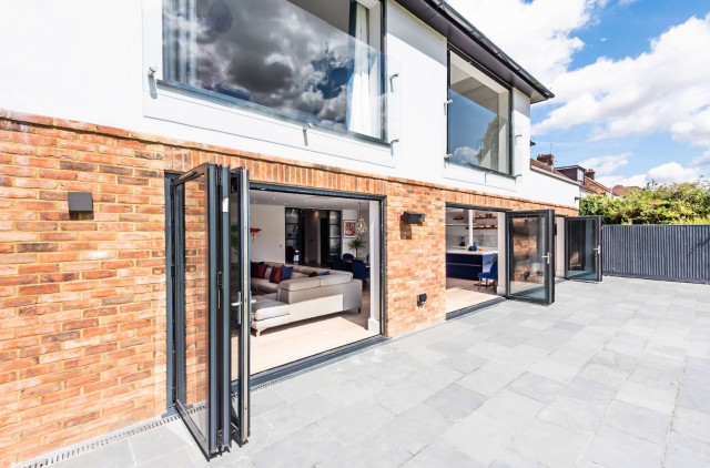High Ash, Chorleywood moderne-hus-og-facade