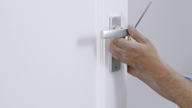 Puertas de interior: Atrévete a pintarlas y renueva tu casa por