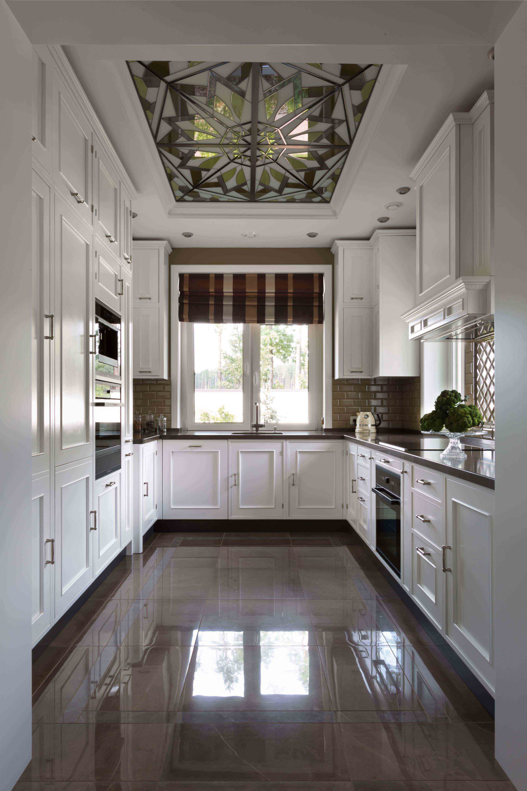 Light classic by MARTINarchitects