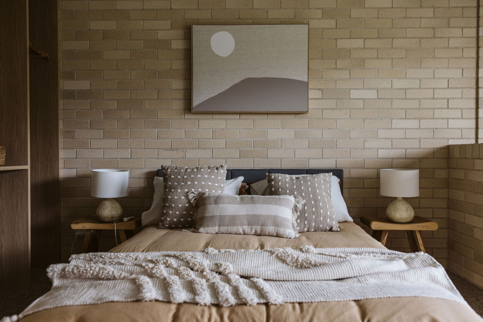 Country bedroom in Wollongong.