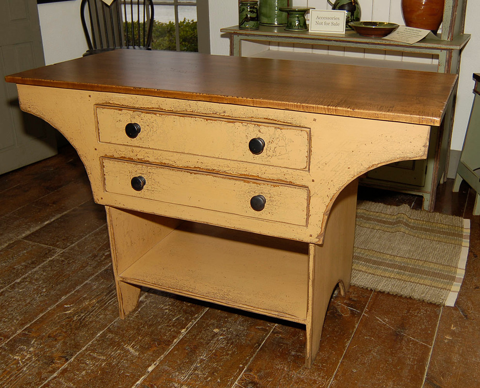 Inspiration for a rustic home design remodel in Cincinnati