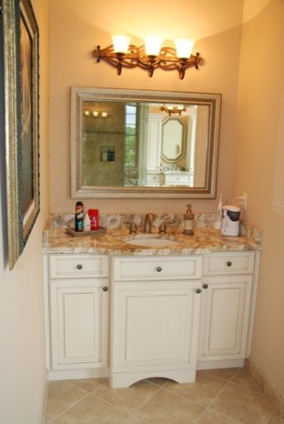 Design ideas for a traditional powder room in Philadelphia.
