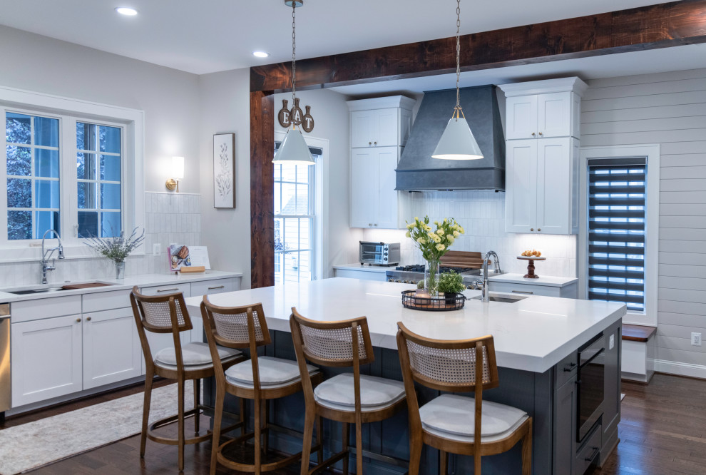 Transitional kitchen photo in DC Metro