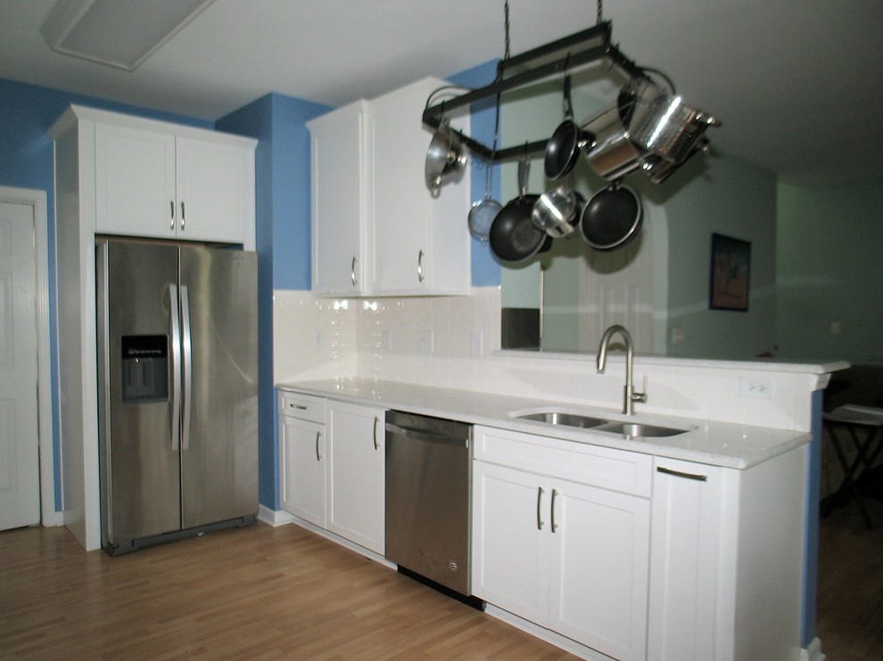 Inspiration for a transitional kitchen remodel in Raleigh