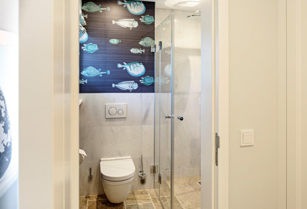 Idéer för små eklektiska badrum med dusch