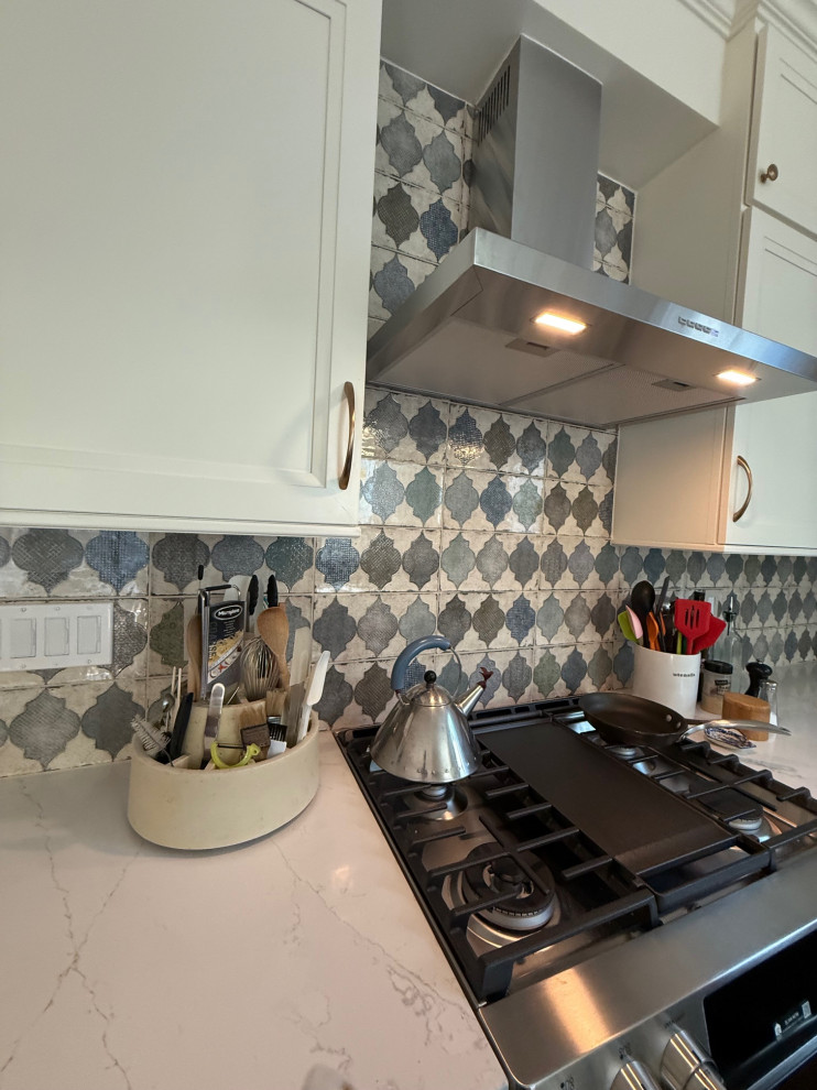 Wonderful Warm Updated Family Kitchen