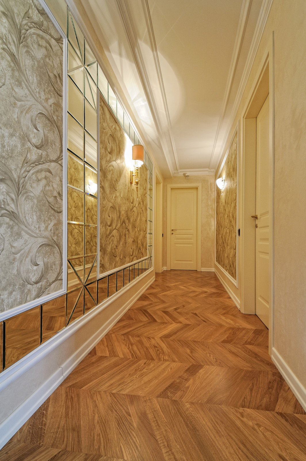 Дом со штучным паркетом