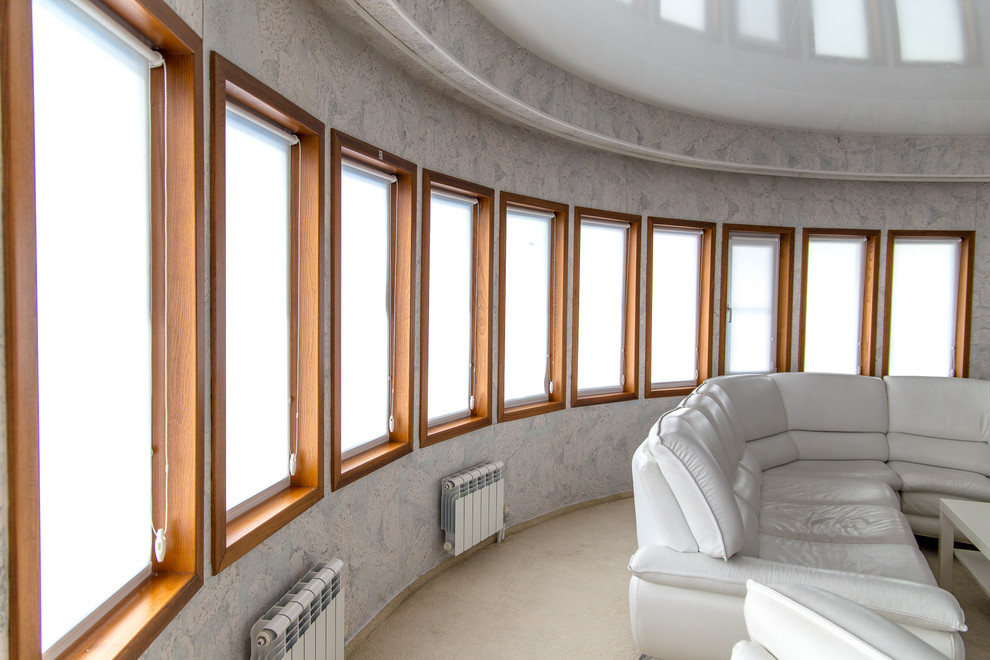 Рулонные шторы на створку окна. Проект на Яхте