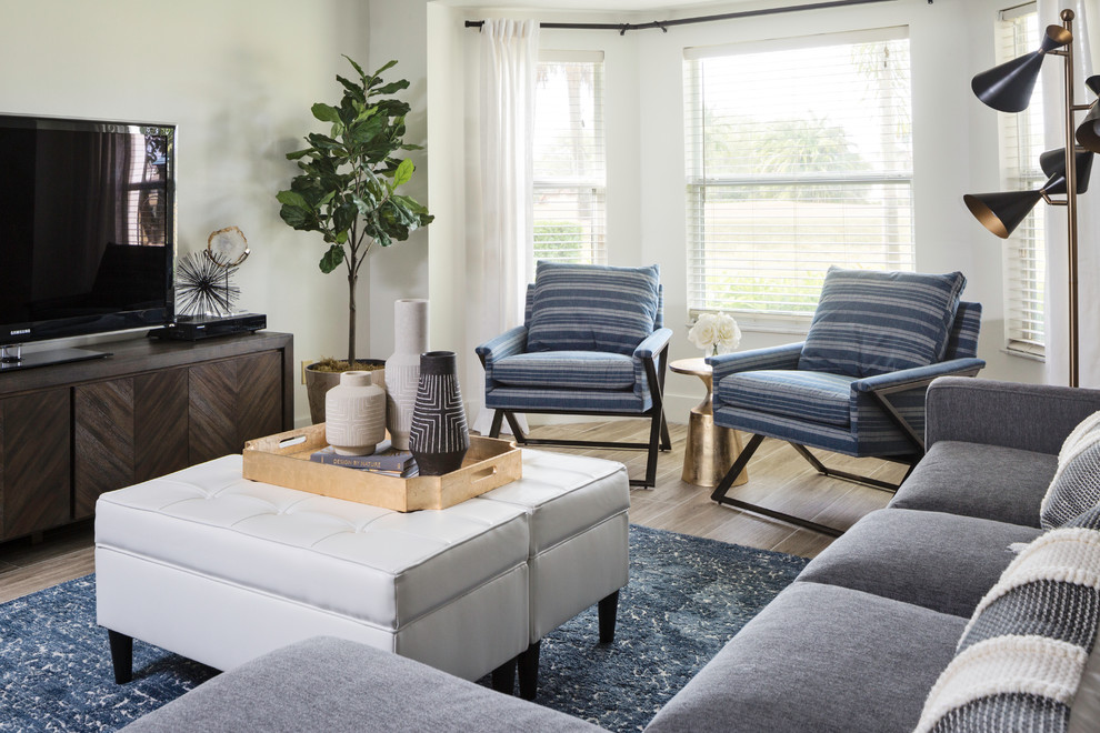 Home design - transitional home design idea