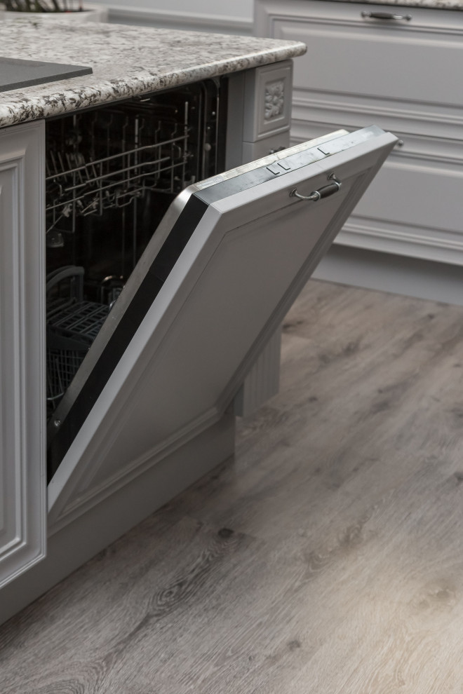 Классическая кухня для старого фонда Санкт-Петербурга