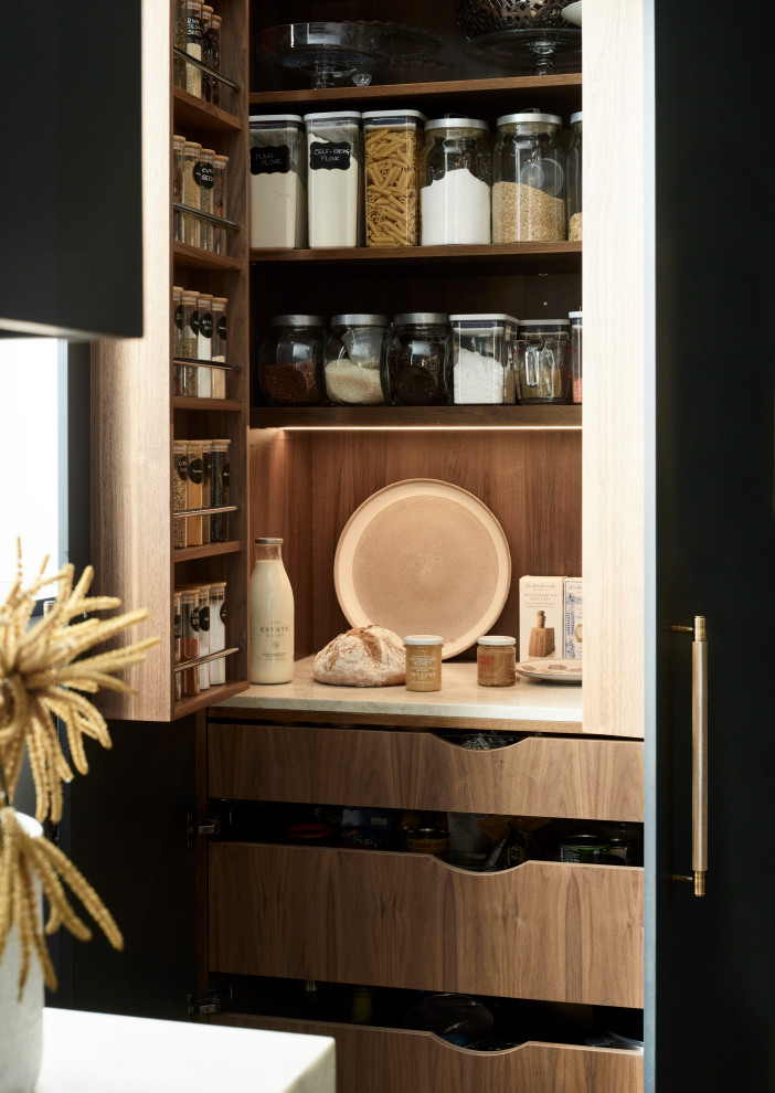 Inspiration for a modern kitchen in London.