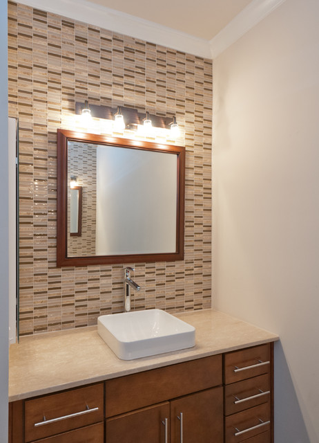 Bathroom Backsplashes contemporary-badrum