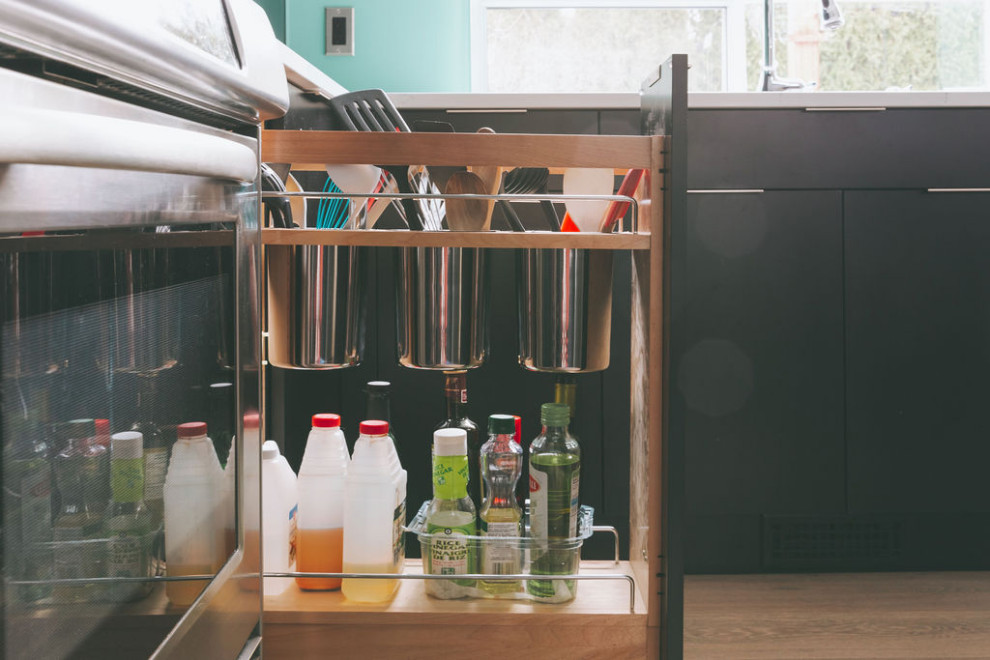 Inspiration for a transitional kitchen remodel in Vancouver