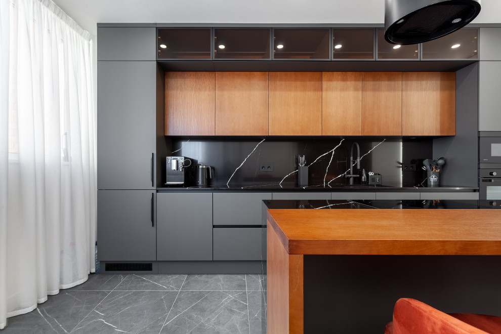 Столешница острова выполнена из шпона