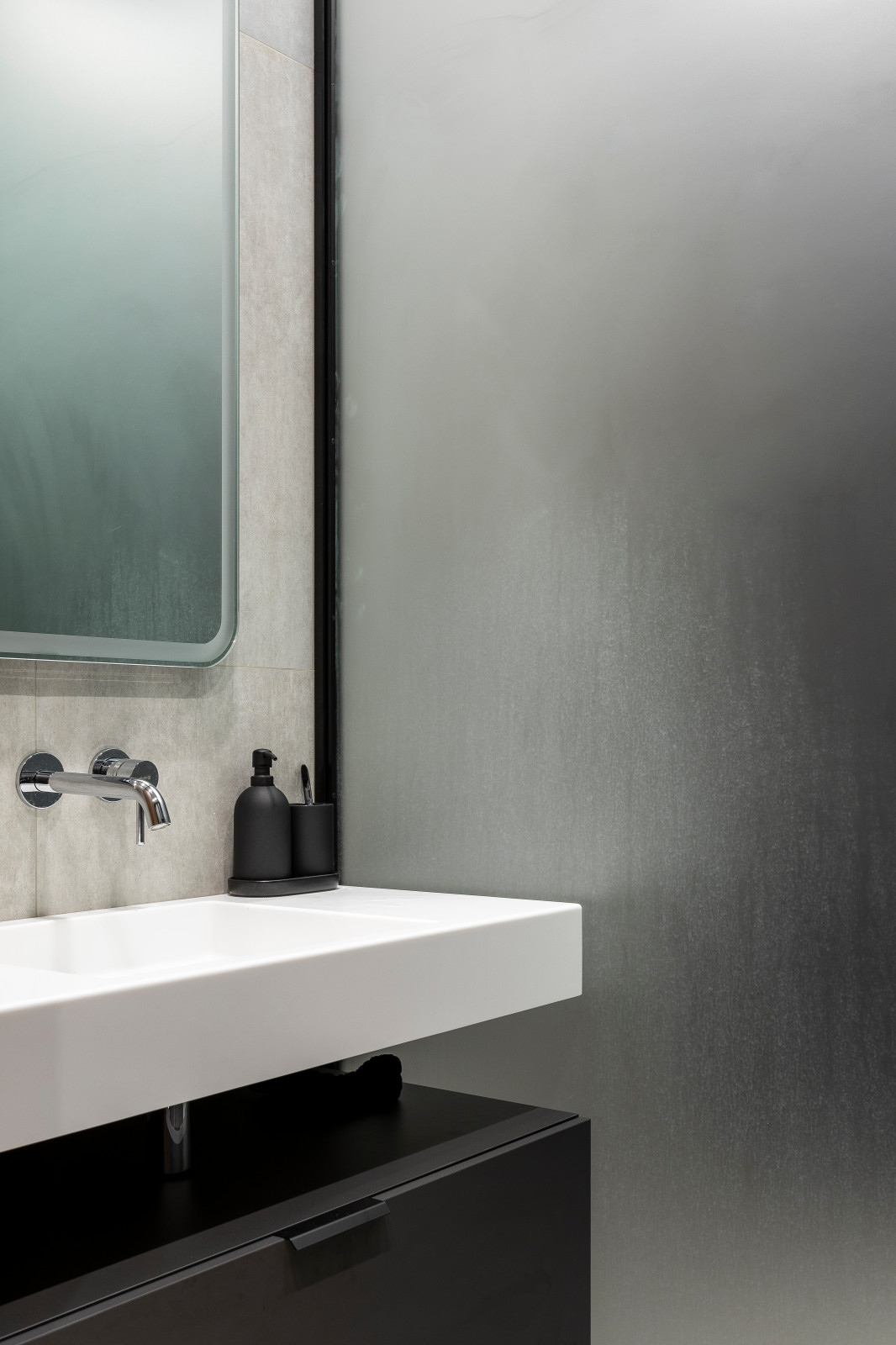 Новочерёмушкинская, 17