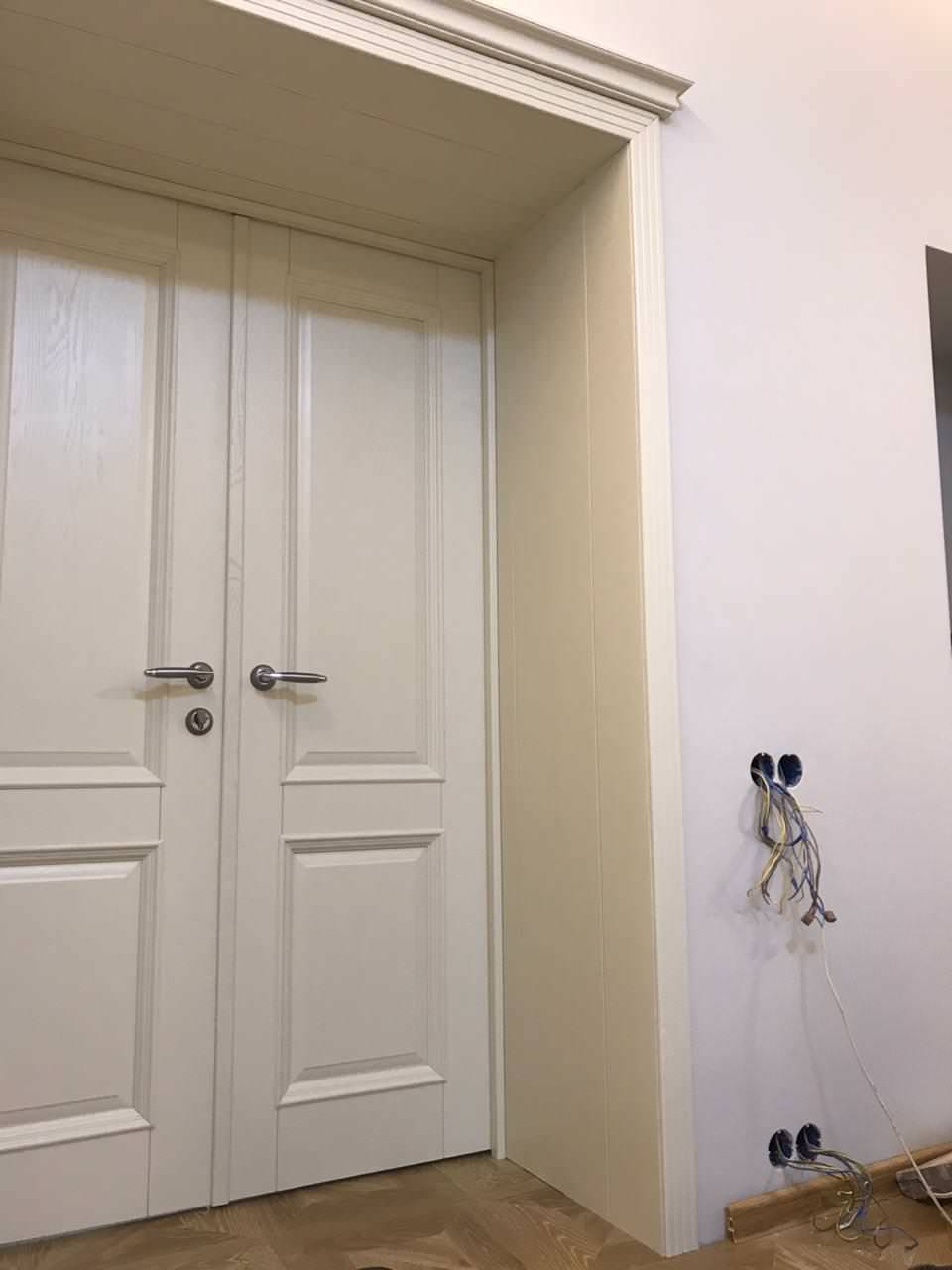 Поставка межкомнатных дверей из дуба, модель "Афина" Слоновая кость