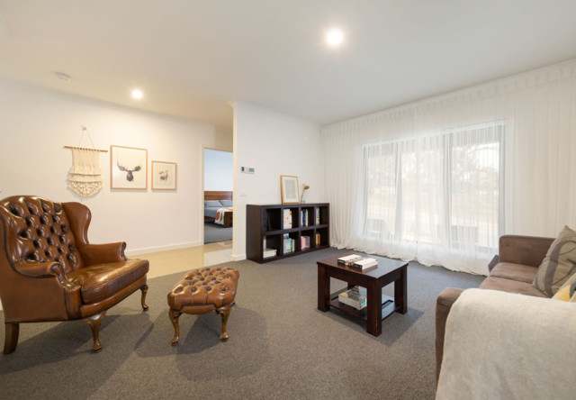 Ballyneal contemporary-vardagsrum