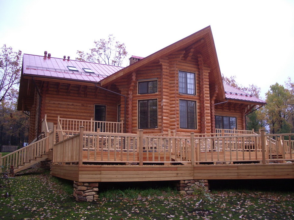 Гостевой дом. Калиброванное бревно. Канадская рубка. Диаметр 35-45 см.