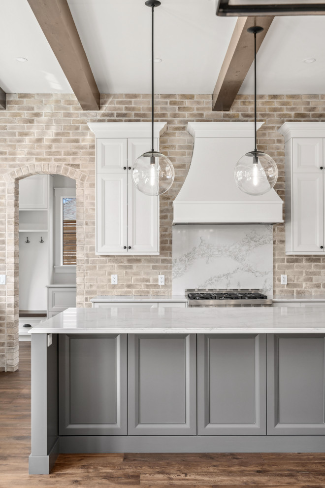 Transitional kitchen photo in Calgary