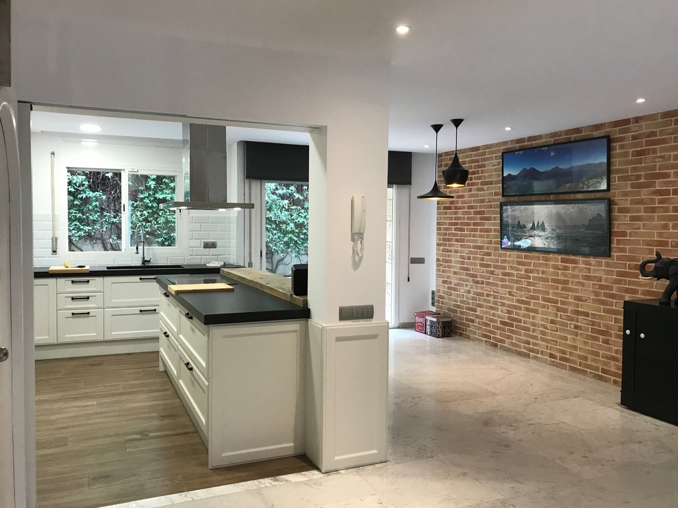 Foto de comedor bohemio grande