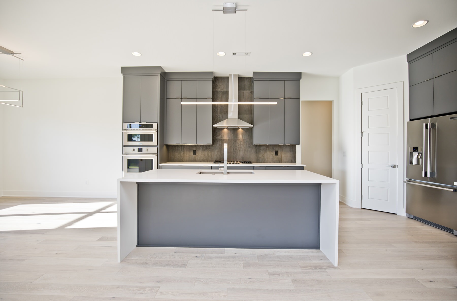 SV136_8605 S 86th PL