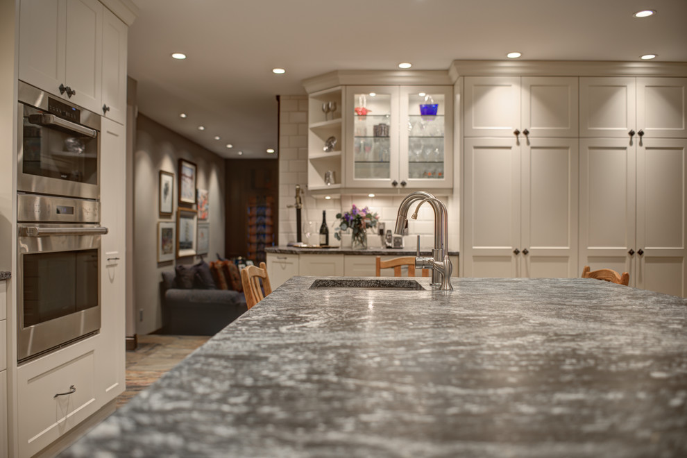 Home design - transitional home design idea in Calgary