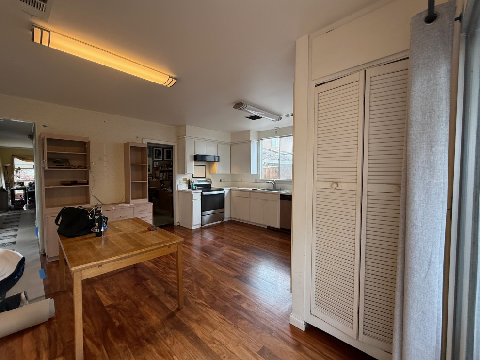 Wonderful Warm Updated Family Kitchen
