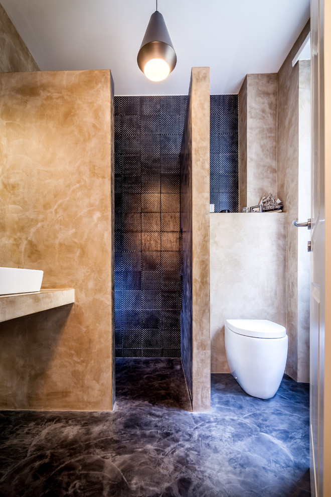 Inspiration for a mid-sized mediterranean 3/4 bathroom in Rome with beige walls, a corner tub, a wall-mount toilet and an open shower.