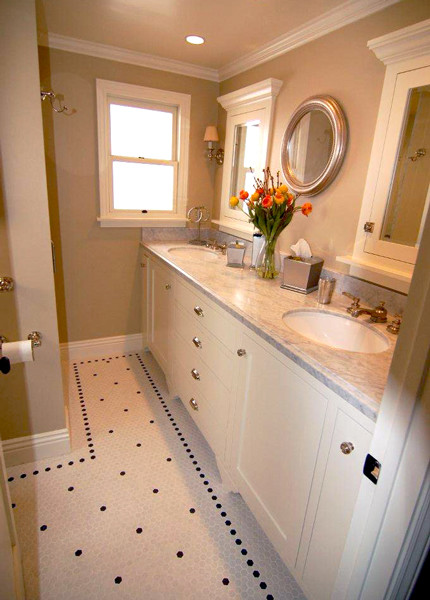This is an example of a mid-sized traditional master bathroom in Orange County with shaker cabinets, white cabinets, marble benchtops, a claw-foot tub, multi-coloured tile, stone slab and mosaic tile floors.