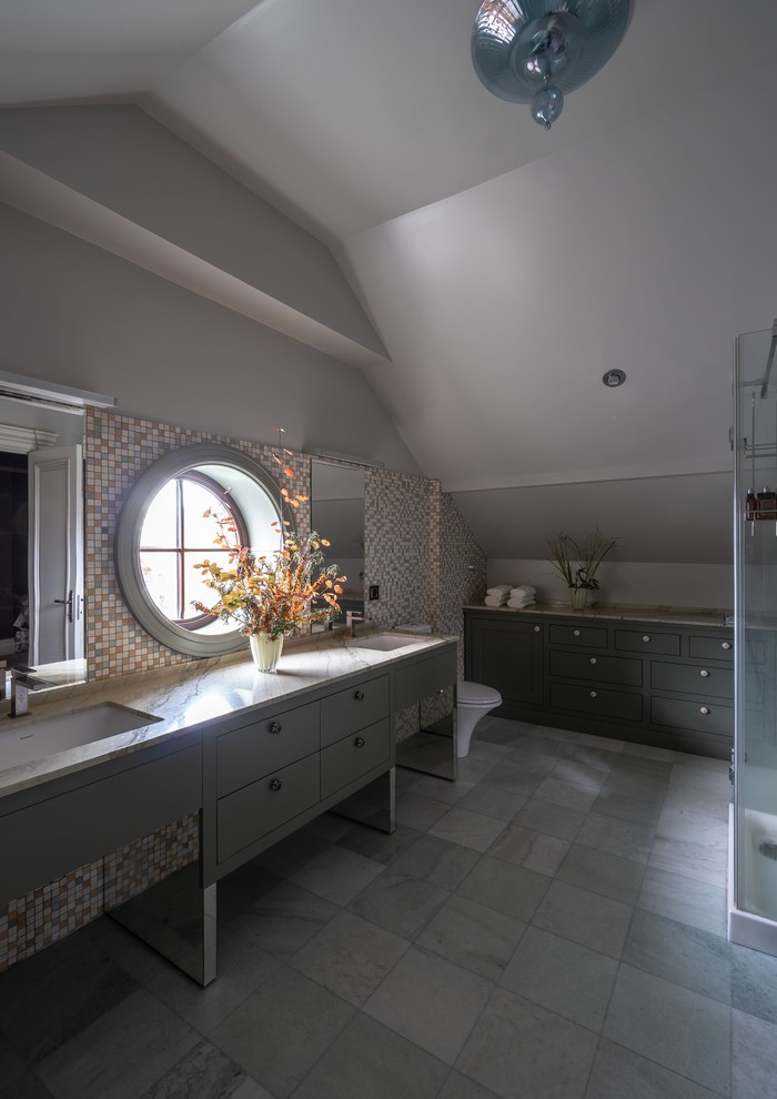 Дом для семьи в Куркино. Основная ванная комната.